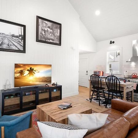 Casa Romeo - Luxury Ybor Apt, Steps To 7Th Ave Τάμπα Εξωτερικό φωτογραφία