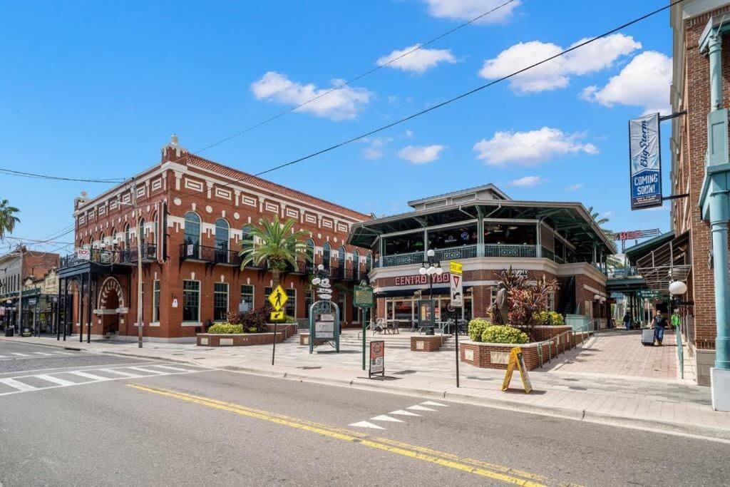 Casa Romeo - Luxury Ybor Apt, Steps To 7Th Ave Τάμπα Εξωτερικό φωτογραφία